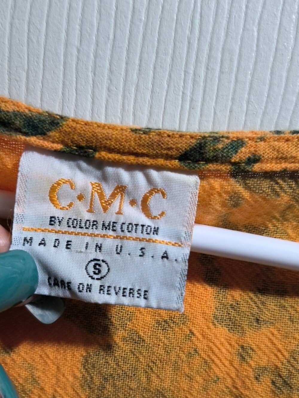 Sleeveless Yellow Tie-Dye Maxi Dress with Green Accents - Picture 2 of 3